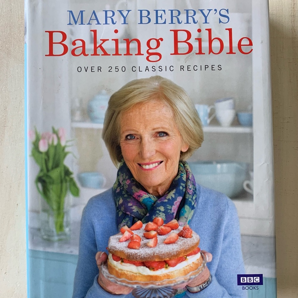Mary Berry's Baking Bible